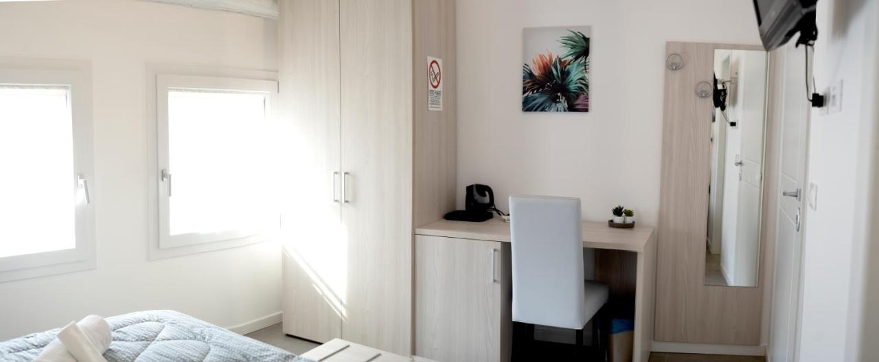 La Corte Del Sant'Orsola Rooms Bologna Exterior photo